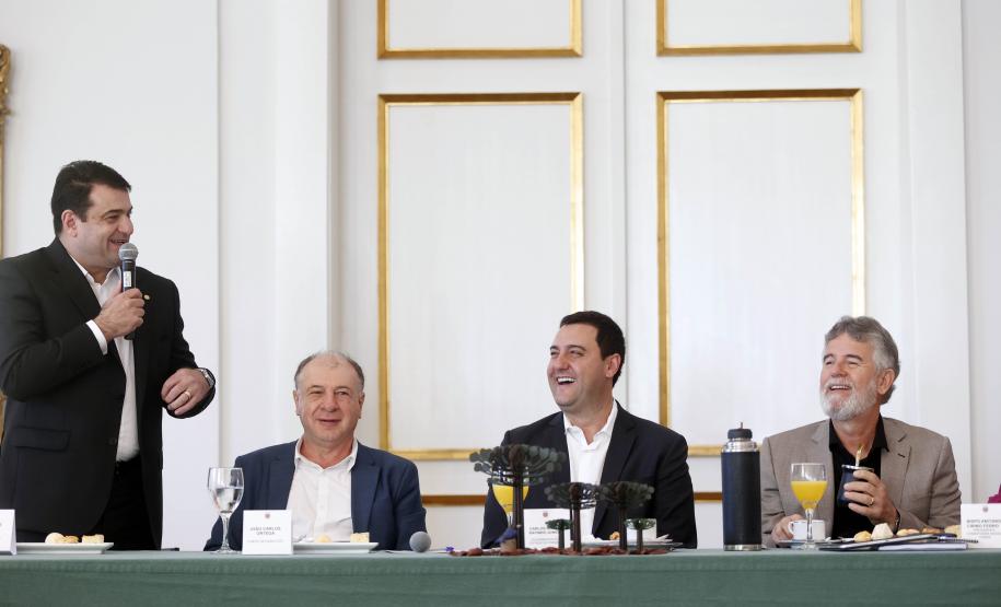 Governador recebe organizadores da Marcha para Jesus 2023, que acontecerá no dia 20 de maio