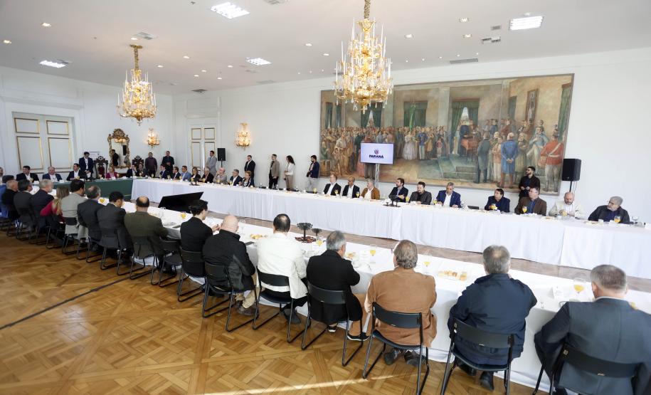 Governador recebe organizadores da Marcha para Jesus 2023, que acontecerá no dia 20 de maio