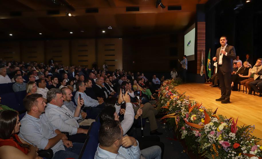 Governador destaca atuação conjunta entre Estado e municípios na posse da AMP