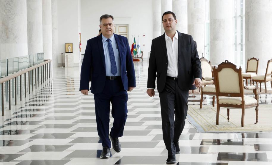 Governador recebe ministra da Saúde para debater fortalecimento da área no Paraná