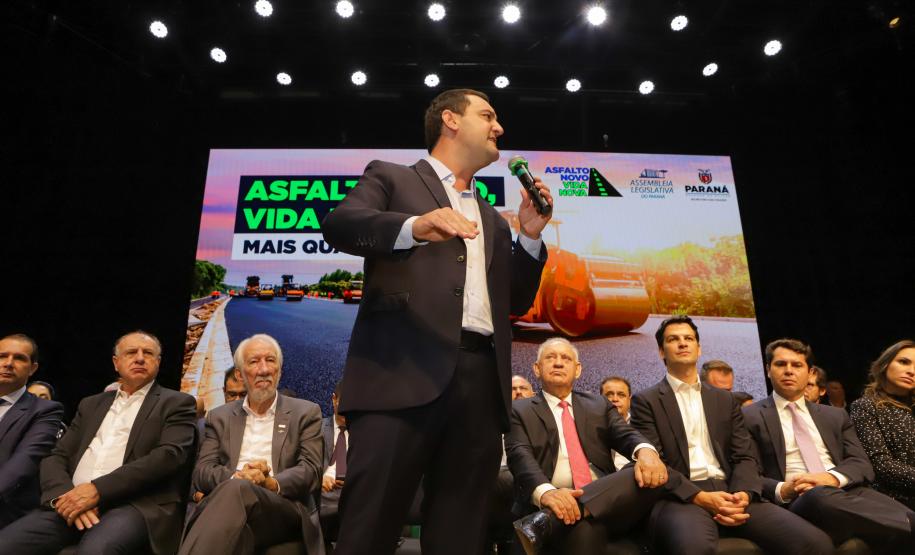 Novo programa de pavimentação deve gerar 9 mil empregos em cada ano de execução