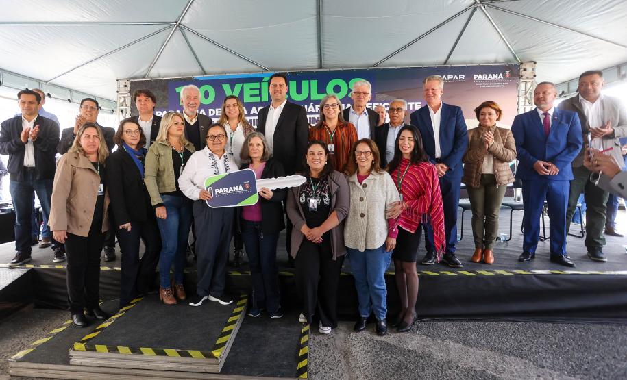 Para expandir apoio ao agronegócio, Adapar ganha 110 veículos e novos equipamentos