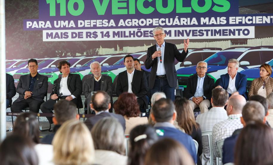 Para expandir apoio ao agronegócio, Adapar ganha 110 veículos e novos equipamentos