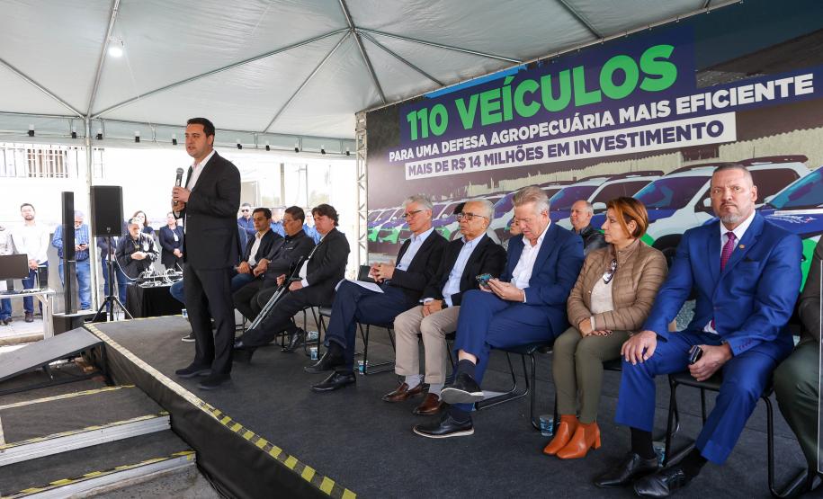 Para expandir apoio ao agronegócio, Adapar ganha 110 veículos e novos equipamentos