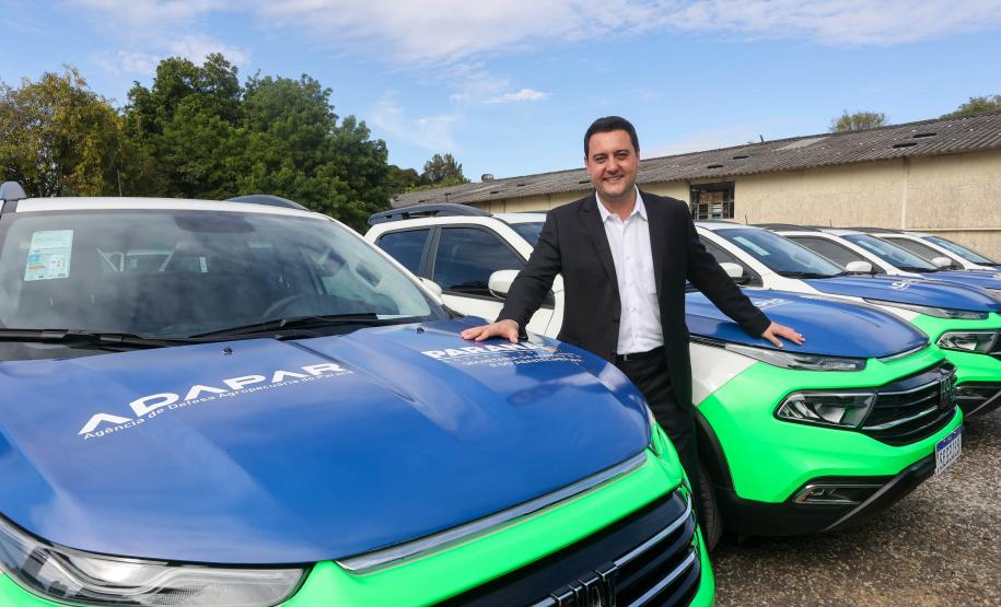 Para expandir apoio ao agronegócio, Adapar ganha 110 veículos e novos equipamentos