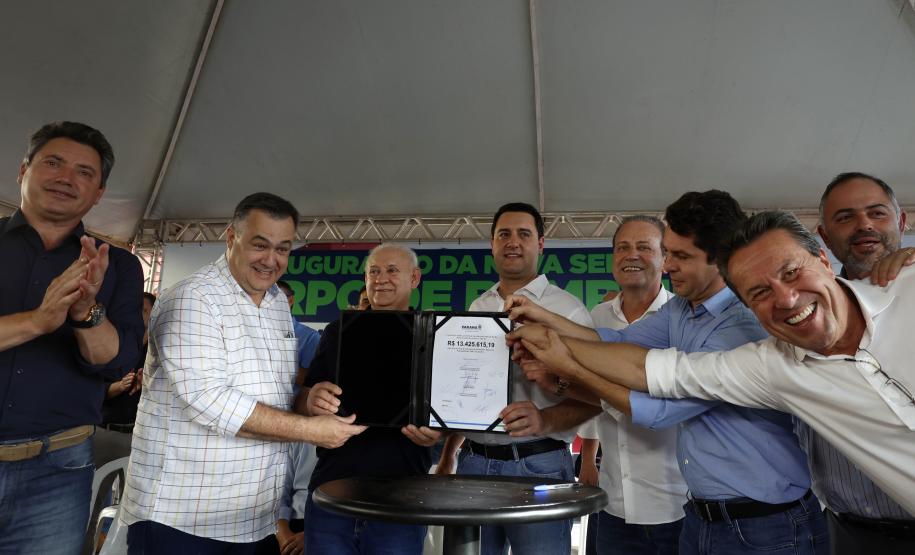 Governador inaugura sede do Corpo de Bombeiros e libera novos investimentos para Ivaiporã