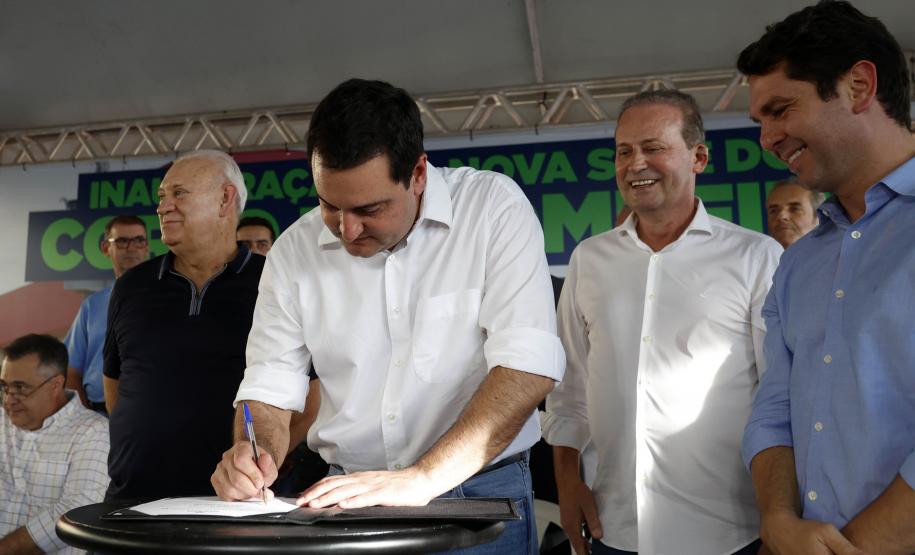 Governador inaugura sede do Corpo de Bombeiros e libera novos investimentos para Ivaiporã