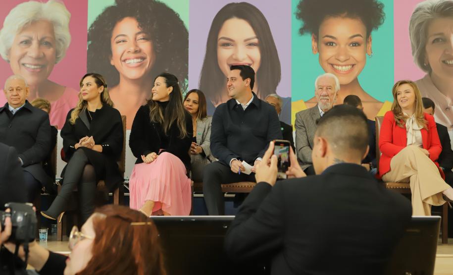 Para fortalecer políticas públicas, Estado lança Caravana Paraná Unido Pelas Mulheres