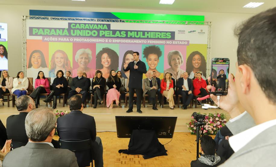 Para fortalecer políticas públicas, Estado lança Caravana Paraná Unido Pelas Mulheres