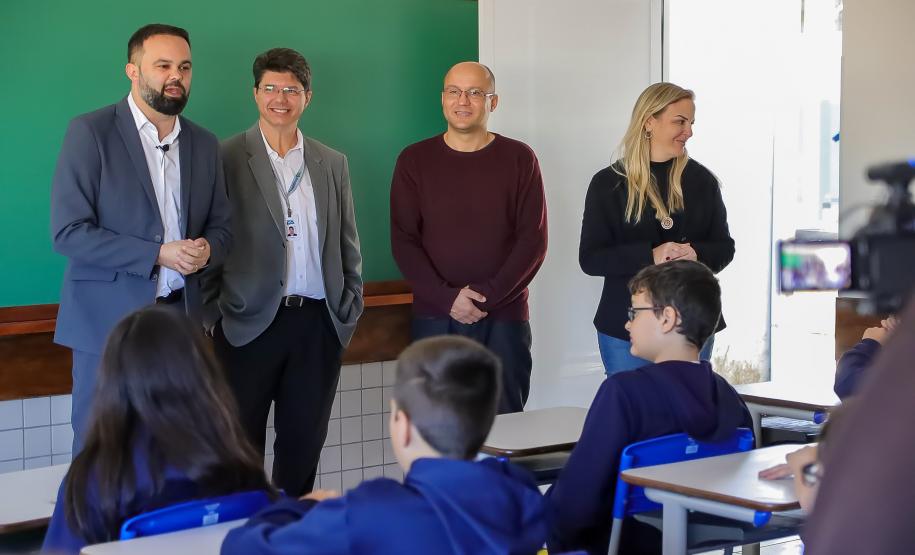 Substituição de salas de madeira: Governo entrega 50 novos espaços a colégios estaduais