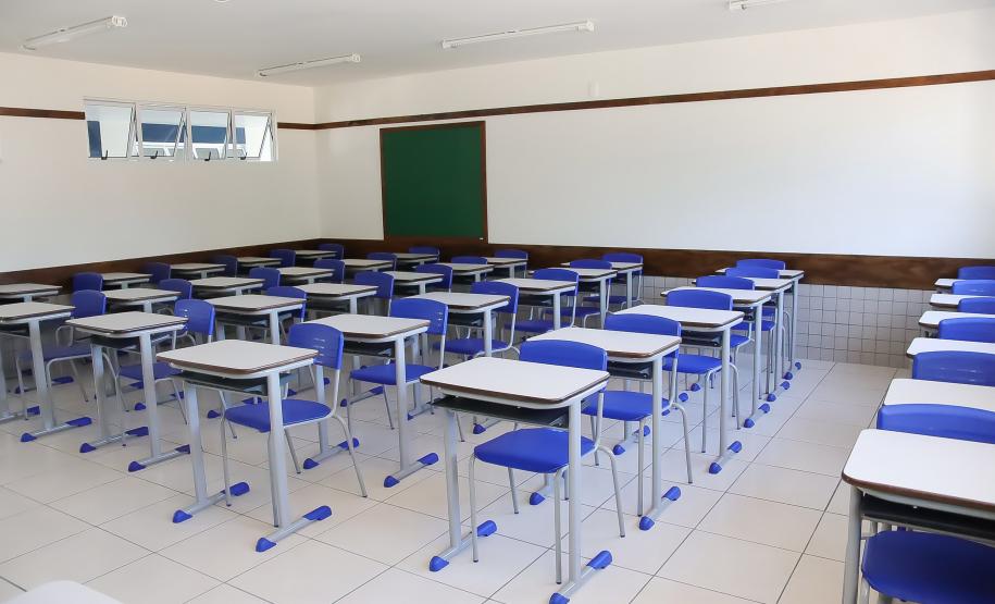 Substituição de salas de madeira: Governo entrega 50 novos espaços a colégios estaduais