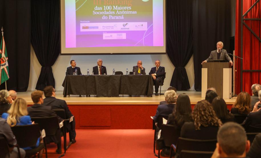 Piana apresenta ações do Estado a empresários durante evento das 100 maiores S/A do Paraná