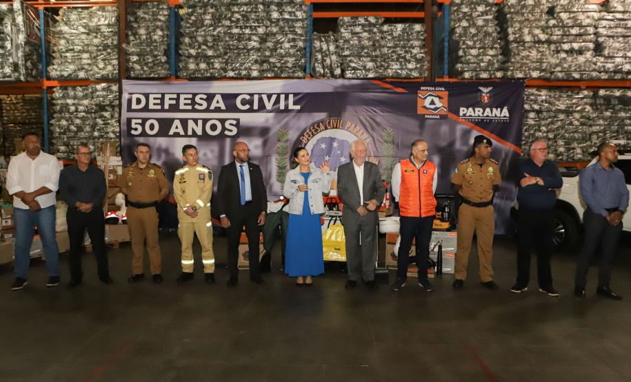 Piana entrega equipamentos para Bombeiros e "kits de resposta" a eventos climáticos para cidades