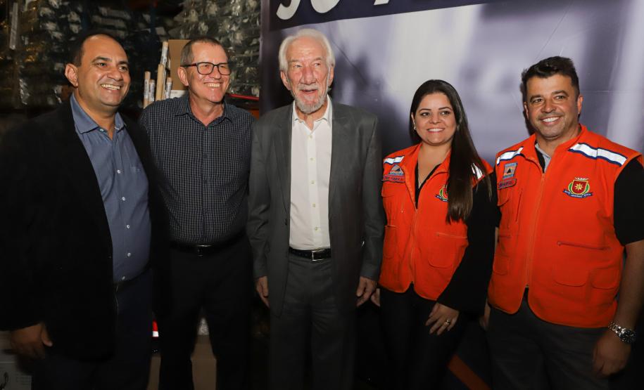 Piana entrega equipamentos para Bombeiros e "kits de resposta" a eventos climáticos para cidades