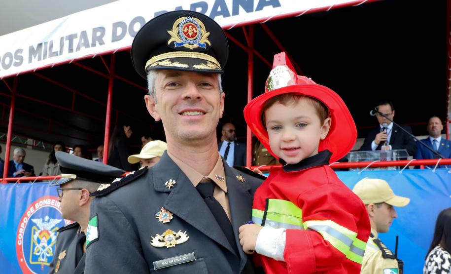 Maior contratação em dez anos: 419 bombeiros vão começar a atuar em todo o Paraná