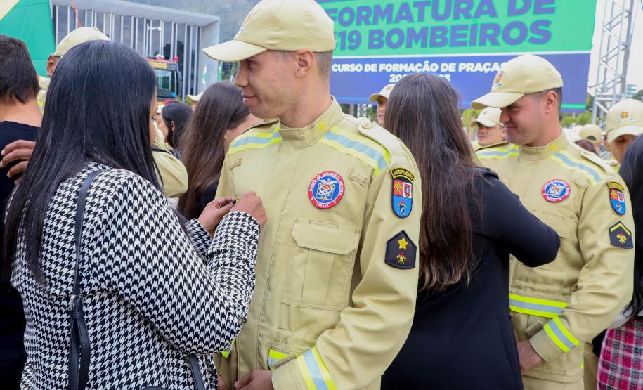 Maior contratação em dez anos: 419 bombeiros vão começar a atuar em todo o Paraná