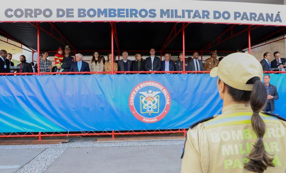 Maior contratação em dez anos: 419 bombeiros vão começar a atuar em todo o Paraná