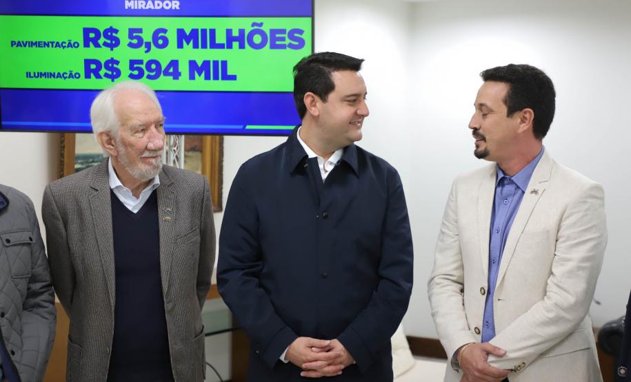 Governador libera R$ 26 milhões do programa Asfalto Novo, Vida Nova para mais cinco municípios