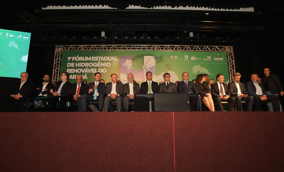 Paraná organiza cadeia para liderar produção de hidrogênio renovável no Brasil