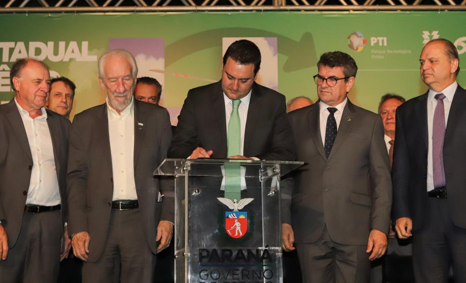 Paraná organiza cadeia para liderar produção de hidrogênio renovável no Brasil