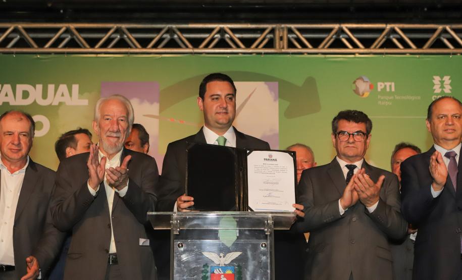 Paraná organiza cadeia para liderar produção de hidrogênio renovável no Brasil