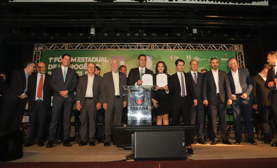 Paraná organiza cadeia para liderar produção de hidrogênio renovável no Brasil