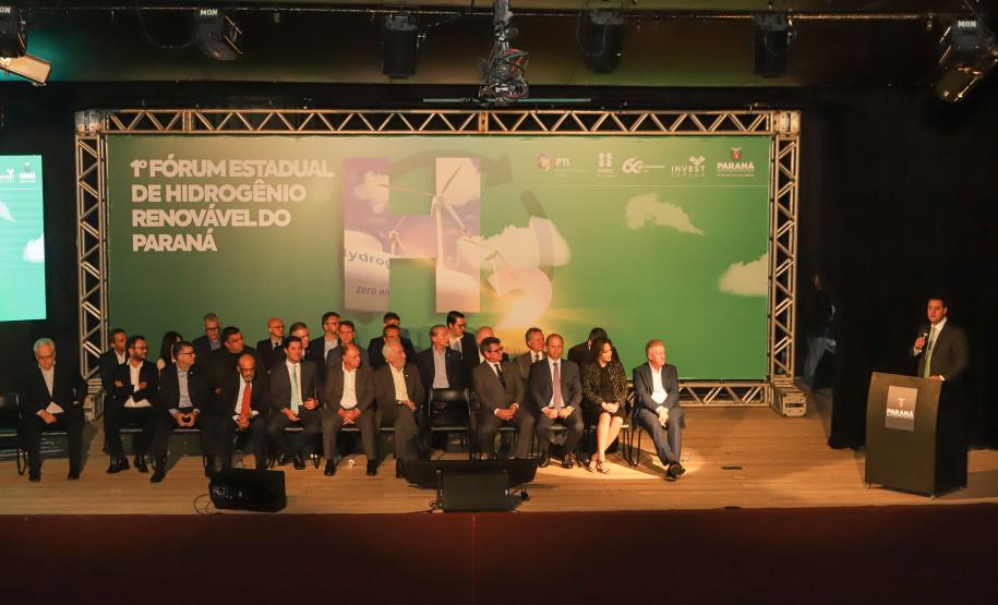 Paraná organiza cadeia para liderar produção de hidrogênio renovável no Brasil