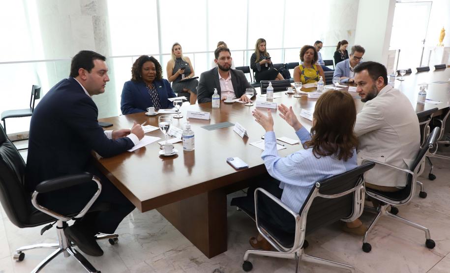 Governador Carlos Massa Ratinhos Junior recebe a Ministra da Cultura Margareth Menezes