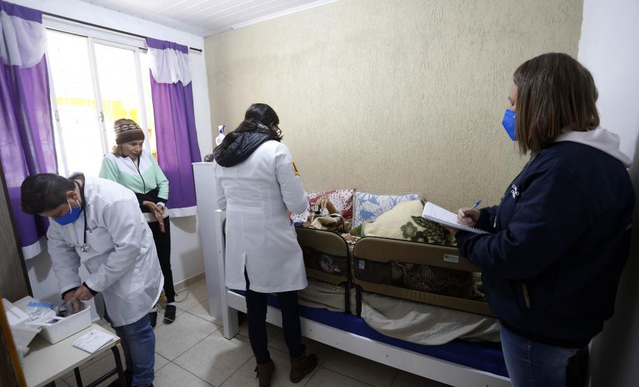 Em parceria com a União, Paraná amplia equipes de saúde de diversos municípios