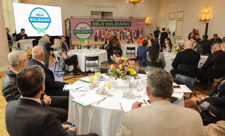 Paraná lança prêmio para incentivar responsabilidade social em empresas e organizações