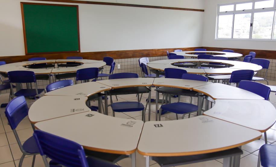 Substituição de salas de madeira: Governo entrega 50 novos espaços a colégios estaduais