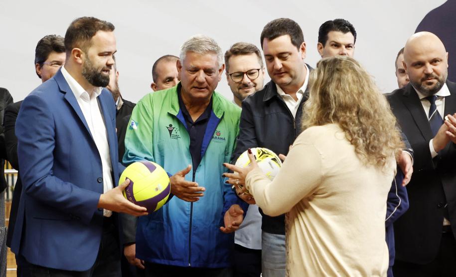 Com R$ 100 milhões de bolsas e apoio, Estado anuncia maior pacote da história do esporte