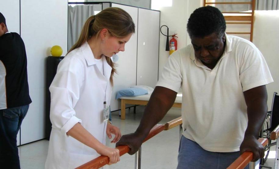 Com aporte de R$ 10,2 milhões, Estado aprova 100 projetos para programa de extensão