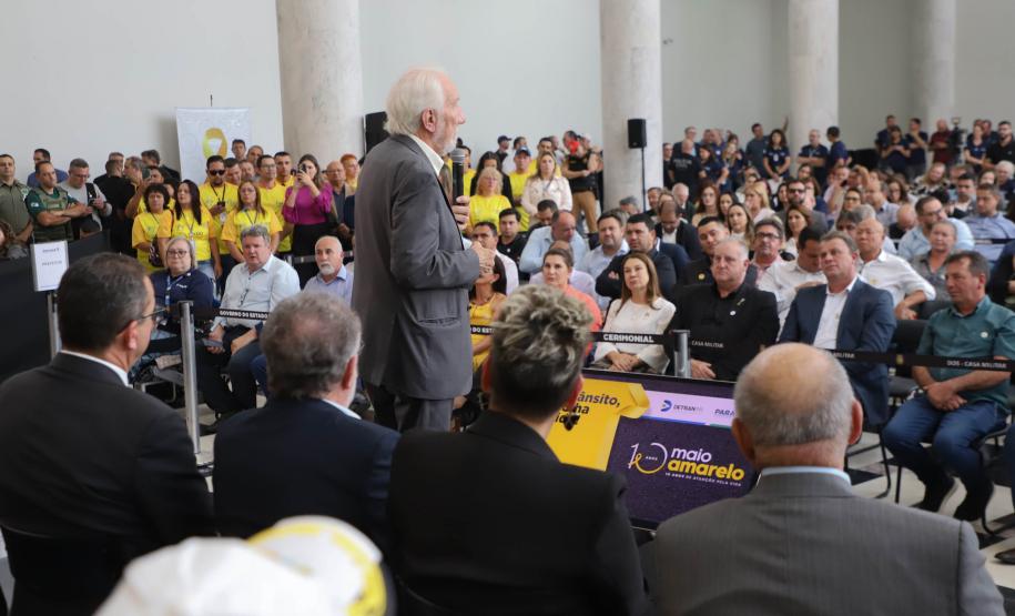 Paraná lança campanha Maio Amarelo com ações educativas e entrega de veículos ao Detran