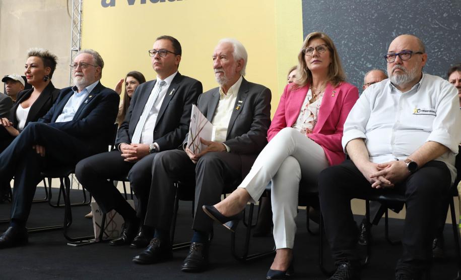 Paraná lança campanha Maio Amarelo com ações educativas e entrega de veículos ao Detran