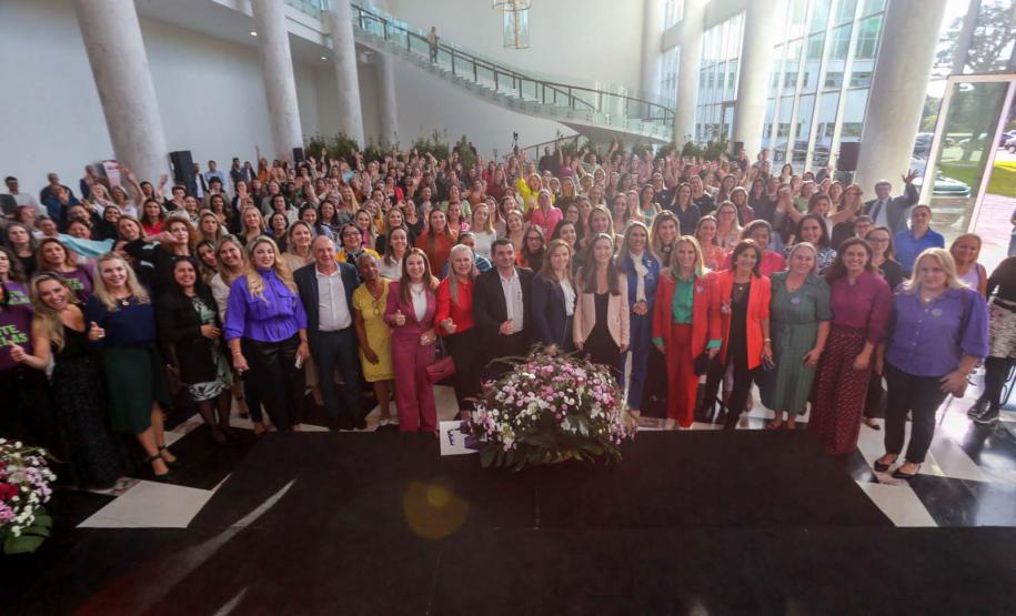 Encontro no Palácio Iguaçu incentiva participação das mulheres na política