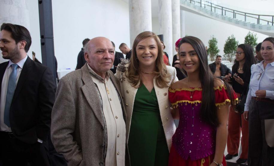 Governo do Paraná promove primeiro encontro estadual dos povos ciganos