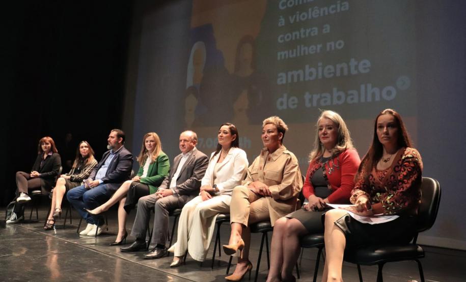 Paraná discute estratégias para combater a violência contra a mulher no ambiente de trabalho