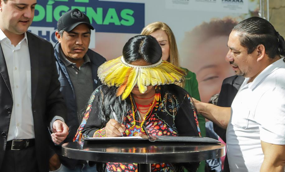 Governador anuncia Conferência Estadual dos Povos Indígenas e R$ 7 milhões para proteção social