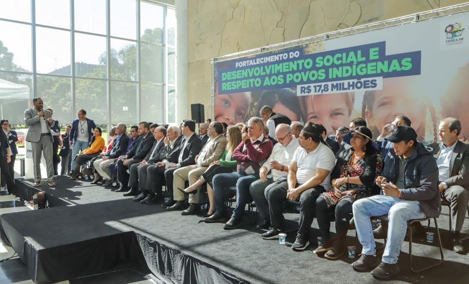 Governador anuncia Conferência Estadual dos Povos Indígenas e R$ 7 milhões para proteção social
