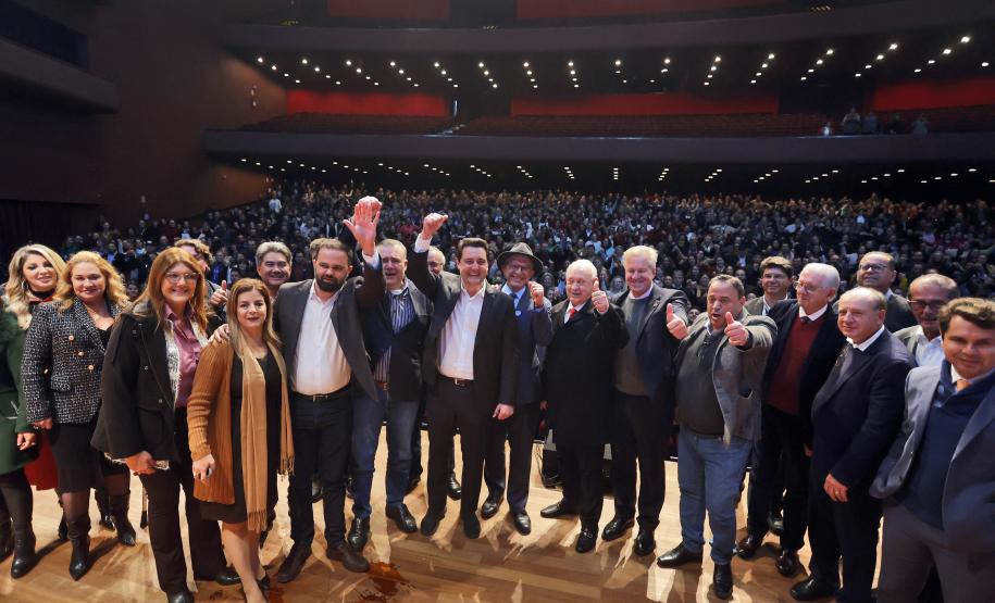 Com foco na alfabetização, Governo amplia programas de apoio às redes municipais