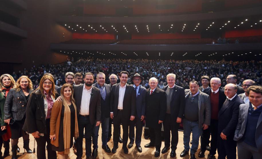 Com foco na alfabetização, Governo amplia programas de apoio às redes municipais