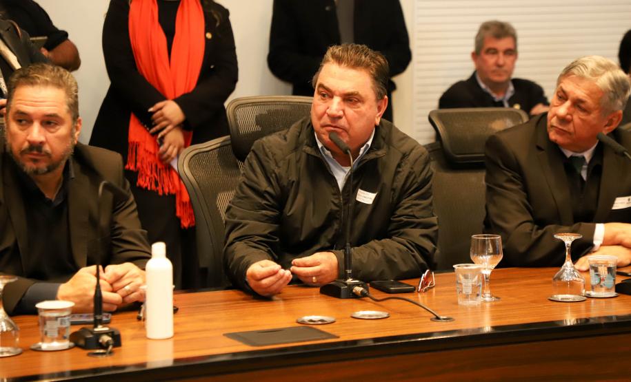 Estado e BRDE lançam programa de R$ 500 milhões para cidades com mais de 80 mil habitantes