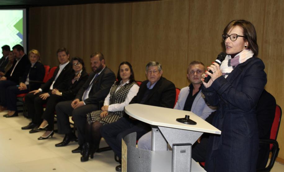 Governo do Estado empossa 40 novos servidores de saúde para o sistema socioeducativo