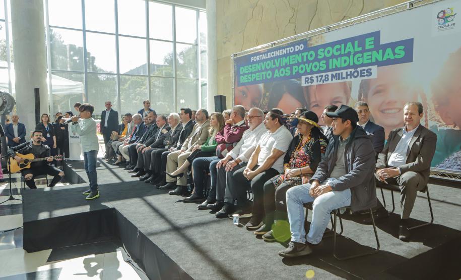 Estado amplia investimentos em assistência social e reforça ações da área em mais 140 municípios