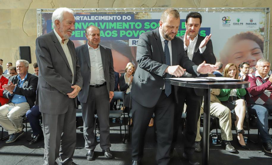 Estado amplia investimentos em assistência social e reforça ações da área em mais 140 municípios