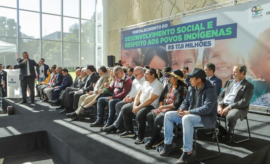 Estado amplia investimentos em assistência social e reforça ações da área em mais 140 municípios