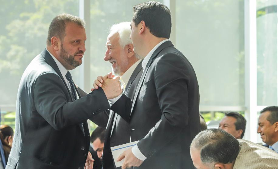 Estado amplia investimentos em assistência social e reforça ações da área em mais 140 municípios