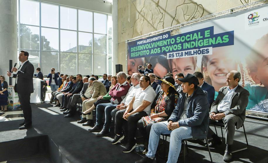 Estado amplia investimentos em assistência social e reforça ações da área em mais 140 municípios