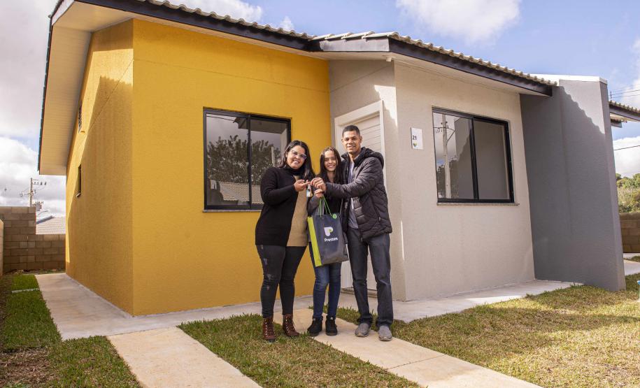 Estado investe R$ 1,8 milhão para apoiar famílias em conjunto de 266 casas em Ponta Grossa